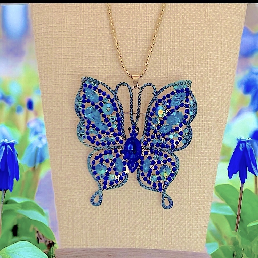 Butterfly Blue Crystal Gold Plated Chain Necklace Brooch Combination - Picture 3 of 5